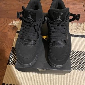 Jordan 4 Black Cat
